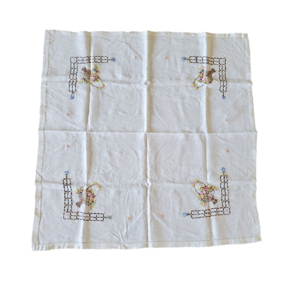 Vintage White Linen Hand Embroidered Floral Square Tablecloth 31" x 31"